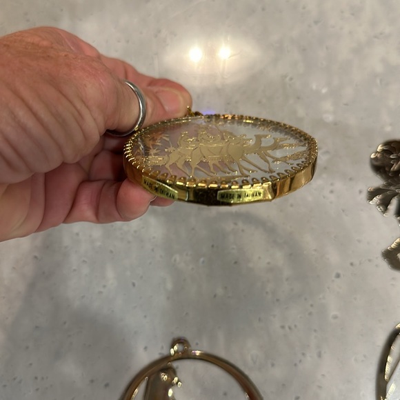 Vintage lot of 4 gold tone/brass ornaments 1980 G.Duchin - Picture 3 of 9